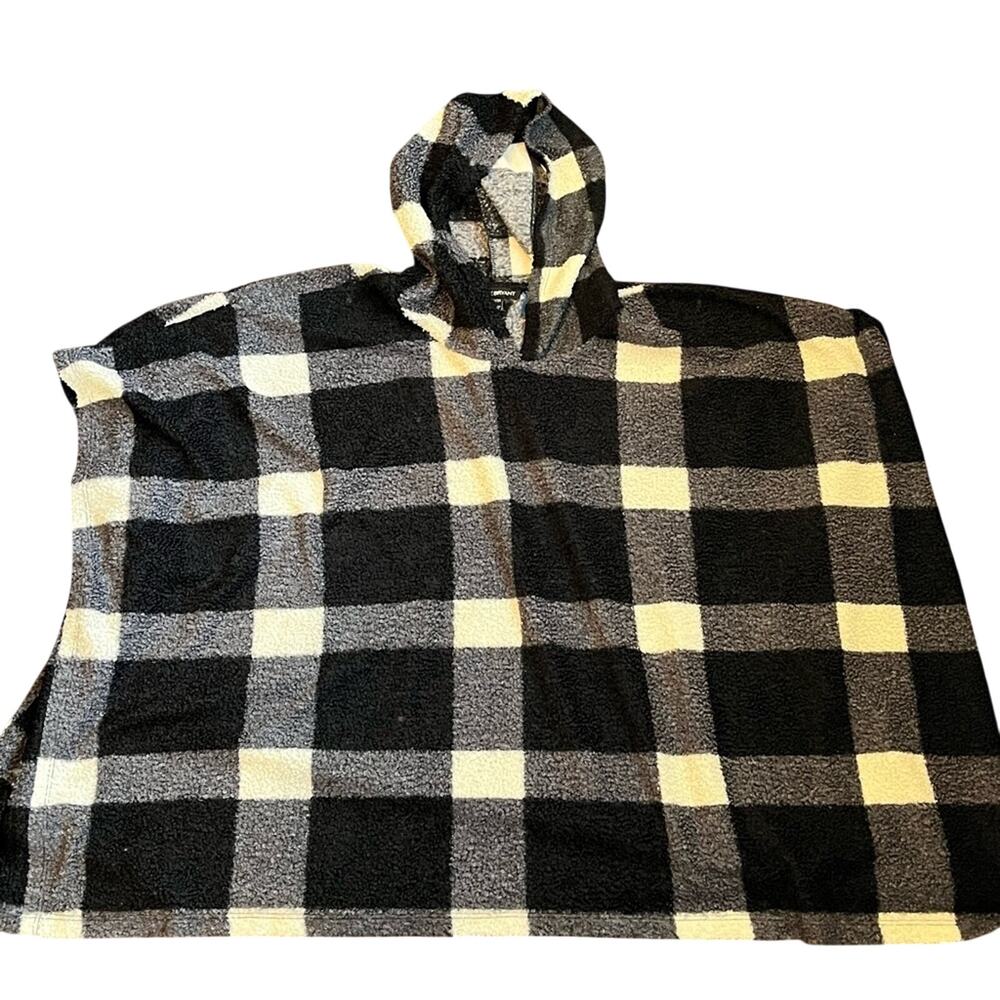 Lane Bryant Plaid Poncho Hooded Fluffy Comfy Cozy Winter Women's Plus Size 22/24